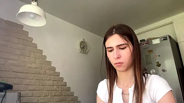 ZaraGuyette webcam
