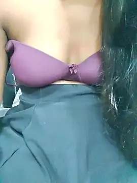 RIYA_SHARMA_3