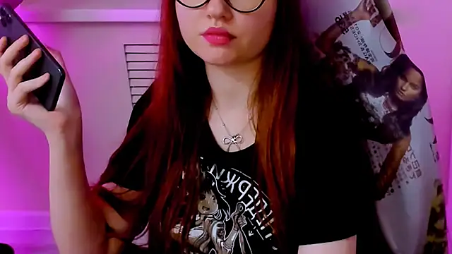 CarolGiggly webcam