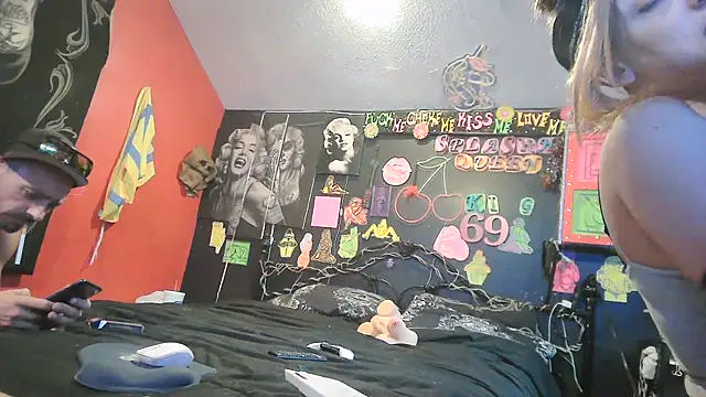 DaddyAndSplashQueen webcam