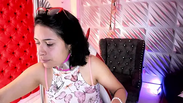 Roxanne_Han webcam