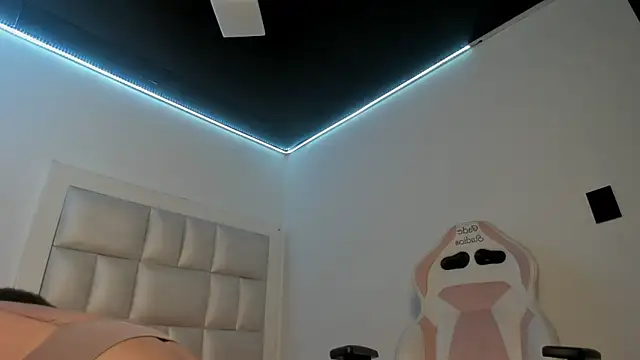 peyton__wat webcam