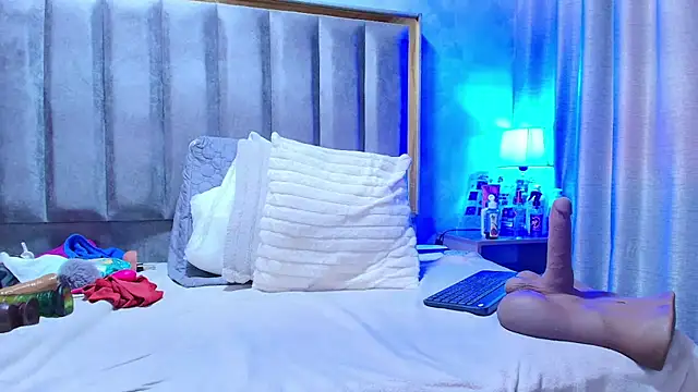Rachele_x live cam on StripChat