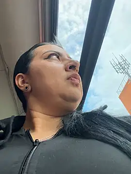 Abril_Luv webcam