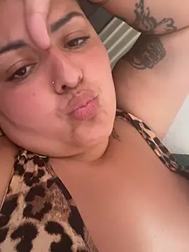 Velvetshadow_48 webcam