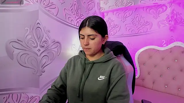 mishraven (F teen) - Show boobs and bounce🍒