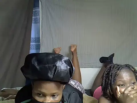 Prettyabiez webcam