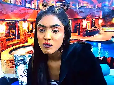 IndianPretty14u2Luv webcam