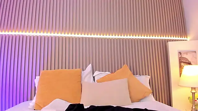 Victoria_Rosee webcam