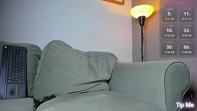 Ackerman_Eren_ webcam