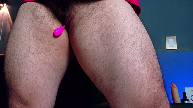 marcus_aress777 (M young) - dildo play in my pussyboy🍆🥵🥵