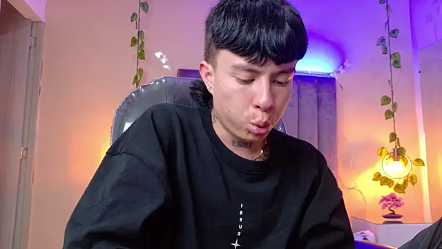 Nascary_Fox webcam