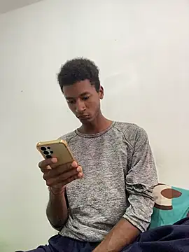 samu_t7 (M young) - Hard cock 🍆