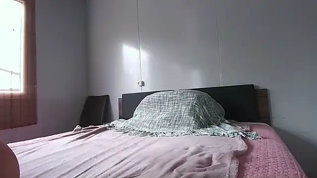 fulloferotic webcam