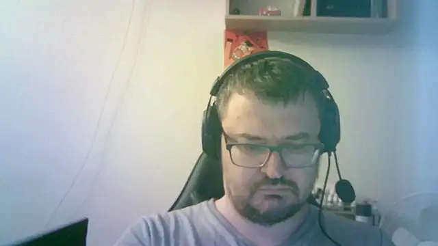 SirAbuser webcam