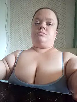Janiffer_MiMi webcam