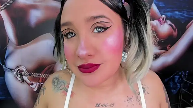 miss_danika webcam