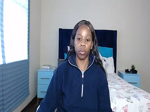 QUEENMANDYY