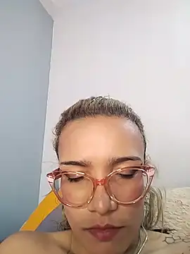 Yaumiko webcam