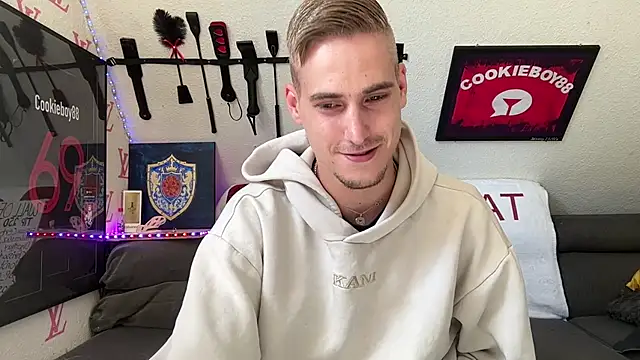 Cookieboy88 webcam