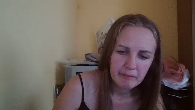 Milaniya261 webcam