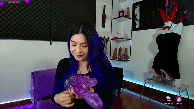 karlamoon23 webcam