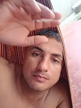 knox_zeque webcam