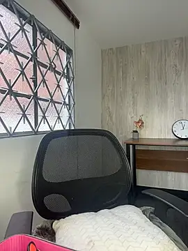 LilyRossi_ webcam