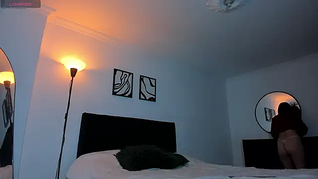 mai_evans webcam