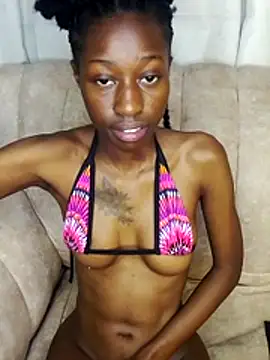 MyrahEbony webcam