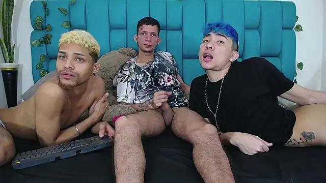 STRANGER_BOYS webcam