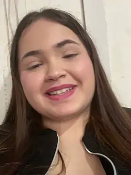 bella__hott (F teen) - Chupar os peito