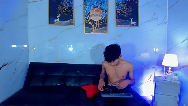 Kleyn_black webcam