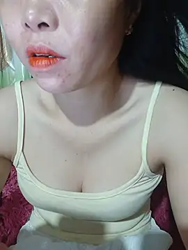 AvaRoyale webcam