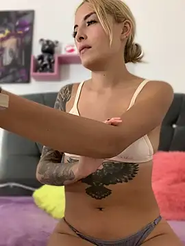 VIOLETA-1122 webcam