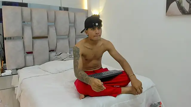 Ruslan_marcel webcam