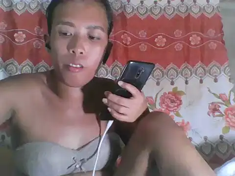 PinayGirl_28 webcam