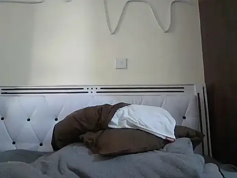 prettychocolatepetite webcam