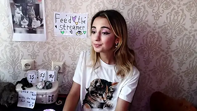 AminaGirls webcam