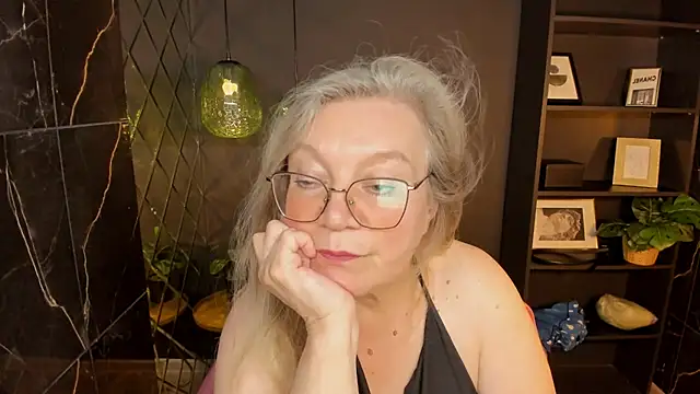 NataliMellow webcam