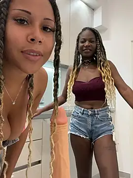 HaileyDiana webcam