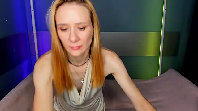 NikaBond webcam