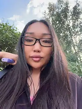 trytomakememoam webcam