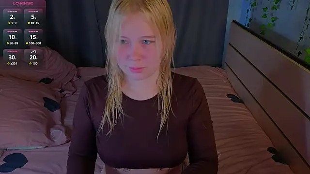 unburnedgirl live cam on StripChat