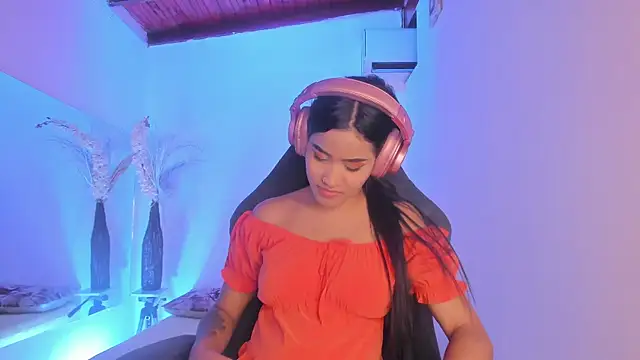 Karoll014 webcam