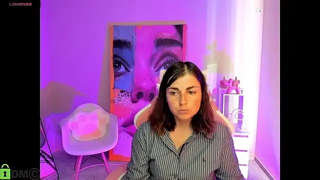 MartaEdams webcam