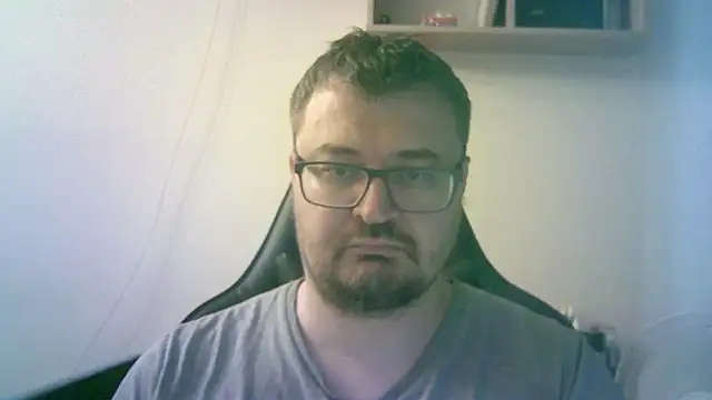 SirAbuser webcam