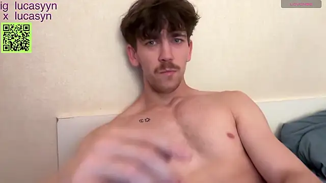luca_syn webcam