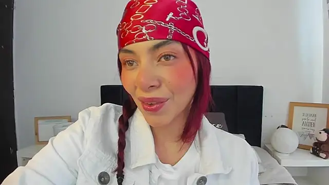 melanie_roux__ webcam
