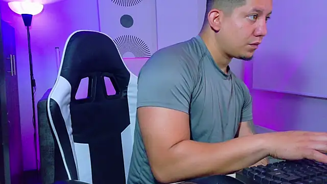 _robertobaggioo webcam